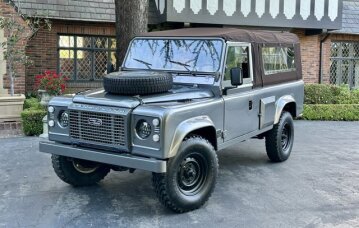 1986 Land Rover Defender