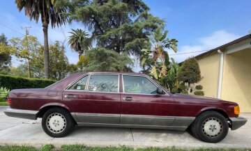 1986 Mercedes-Benz 420SEL
