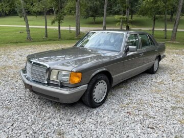 1986 Mercedes-Benz 560SEL