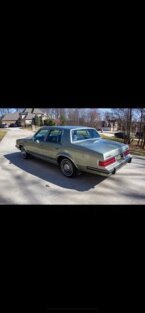 Thumbnail Photo 2 for 1986 Pontiac Bonneville