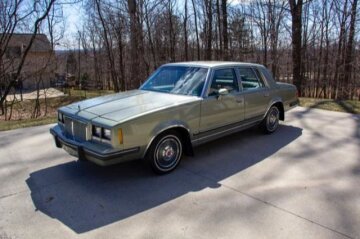 1986 Pontiac Bonneville