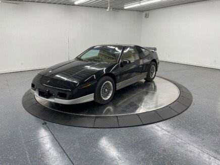 Photo 1 for 1986 Pontiac Fiero