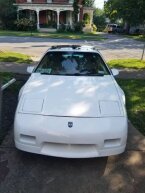 Thumbnail Photo 4 for 1986 Pontiac Fiero SE
