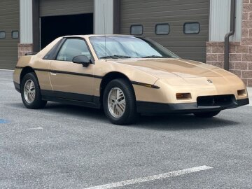 1986 Pontiac Fiero SE