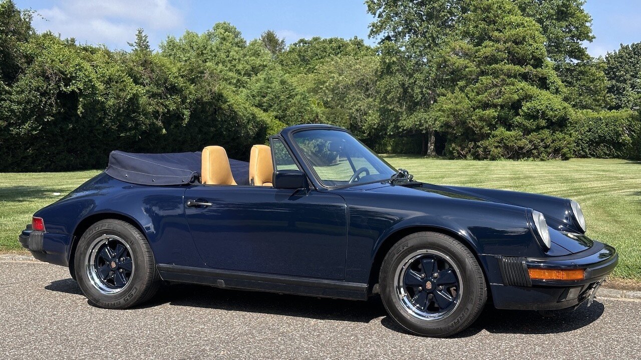 1986 Porsche 911 Carrera Cabriolet