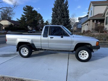 1986 Toyota Pickup 2WD Xtracab SR5