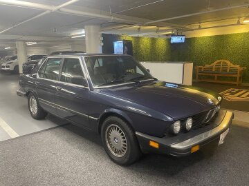 1987 BMW 535i Sedan