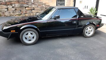 1987 Bertone X1/9