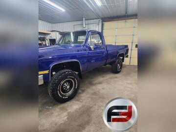 1987 Chevrolet C/K Truck 4x4 Regular Cab 2500