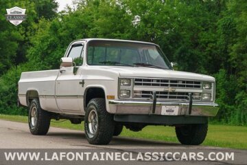 1987 Chevrolet C/K Truck 4x4 Regular Cab 1500