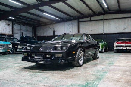 Photo 1 for 1987 Chevrolet Camaro IROC-Z Coupe