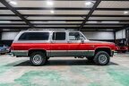 Thumbnail Photo 6 for 1987 Chevrolet Suburban 4WD