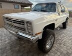 Thumbnail Photo 2 for 1987 Chevrolet Suburban 4WD 2500 for Sale by Owner