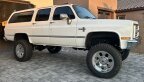 Thumbnail Photo 4 for 1987 Chevrolet Suburban 4WD 2500 for Sale by Owner