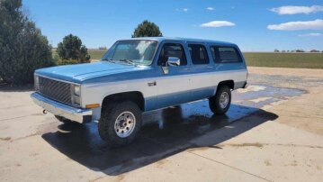 1987 Chevrolet Suburban 4WD 2500