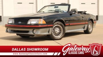 1987 Ford Mustang Convertible