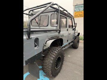 1987 Land Rover Defender
