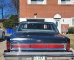 Thumbnail Photo 2 for 1987 Lincoln Town Car