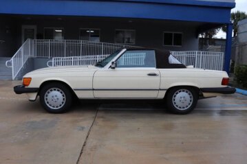 1987 Mercedes-Benz 560SL