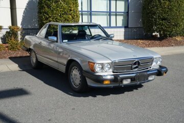 1987 Mercedes-Benz 560SL