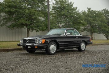 1987 Mercedes-Benz 560SL