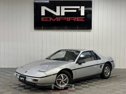 Photo 1 for 1987 Pontiac Fiero