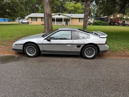Photo 1 for 1987 Pontiac Fiero GT