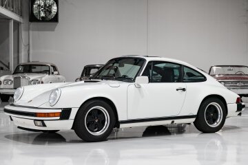 1987 Porsche 911 Carrera Coupe