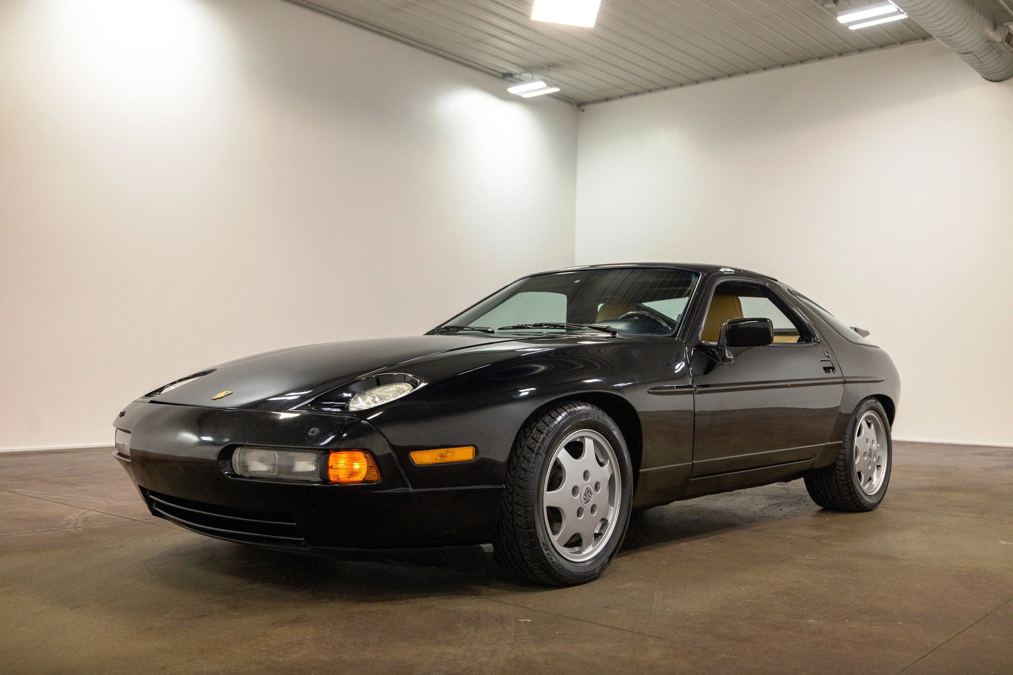 1987 Porsche 928 S4