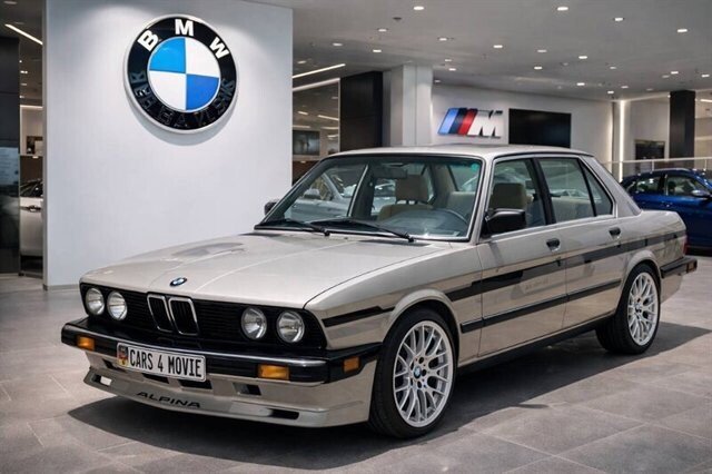 アメリカヴィンテージ The 1983 International Harvester 5288 was a robust and versatile