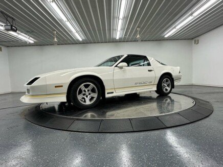Photo 1 for 1988 Chevrolet Camaro IROC-Z Coupe