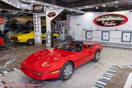 Photo 1 for 1988 Chevrolet Corvette Convertible