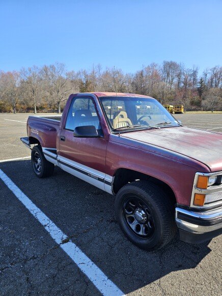 Photo 1 for 1988 Chevrolet Silverado 1500 4x4 Regular Cab for Sale by Owner
