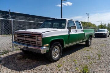 1988 Chevrolet Silverado 2500 2WD Crew Cab