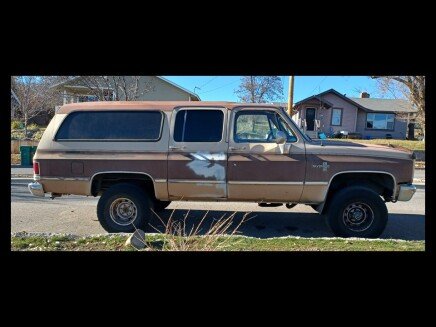 Photo 1 for 1988 Chevrolet Suburban 4WD for Sale by Owner