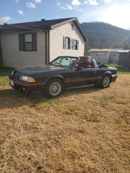 Photo 1 for 1988 Ford Mustang Convertible for Sale by Owner