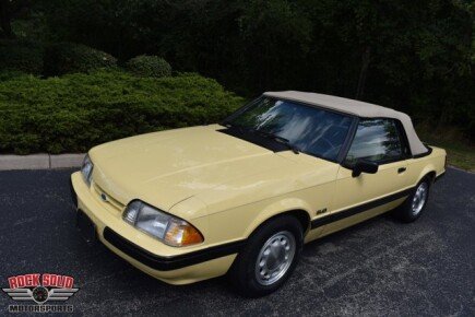 Photo 1 for 1988 Ford Mustang