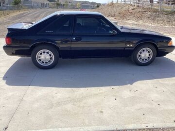 1988 Ford Mustang