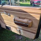 Thumbnail Photo 4 for 1988 Jeep Grand Wagoneer