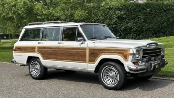 1988 Jeep Grand Wagoneer