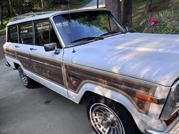 1988 Jeep Grand Wagoneer
