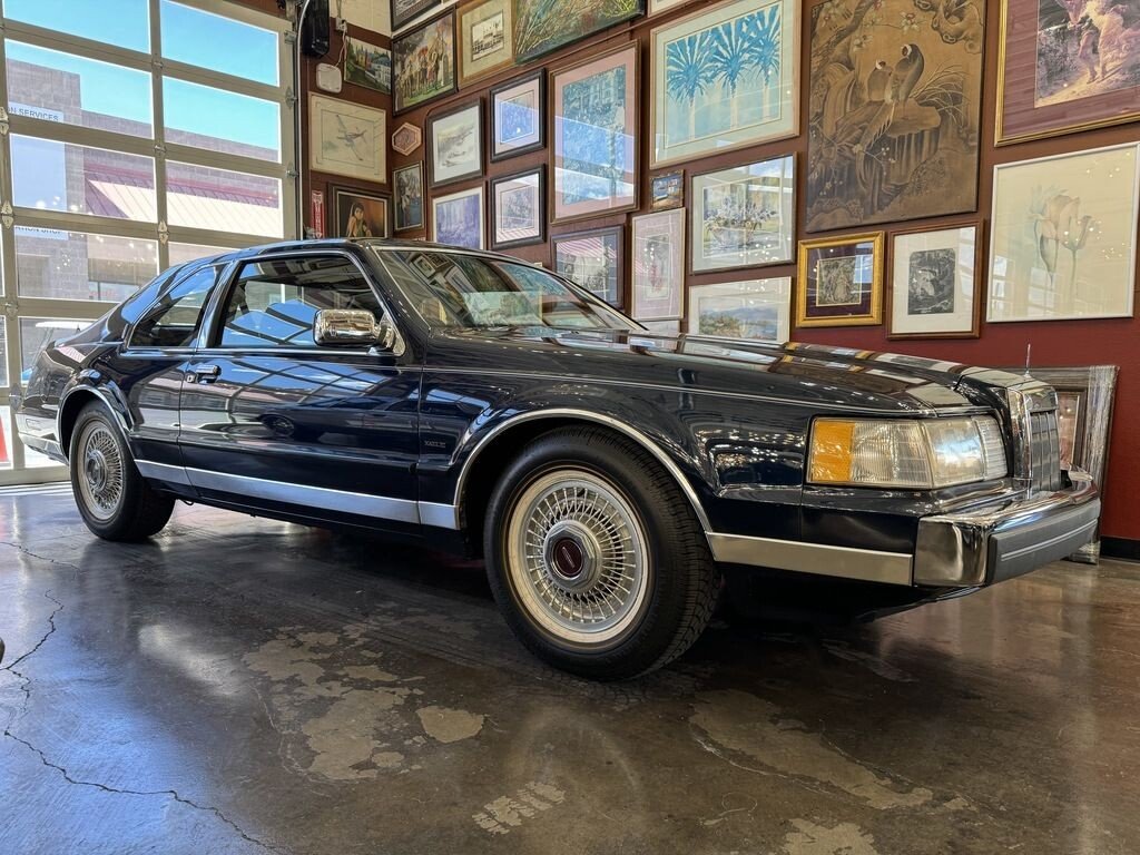 1988 Lincoln Mark VII Bill Blass