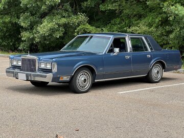 1988 Lincoln Town Car