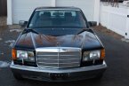 Thumbnail Photo 1 for 1988 Mercedes-Benz 300SE for Sale by Owner