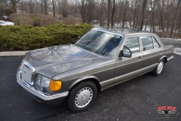 1988 Mercedes-Benz 560SEL