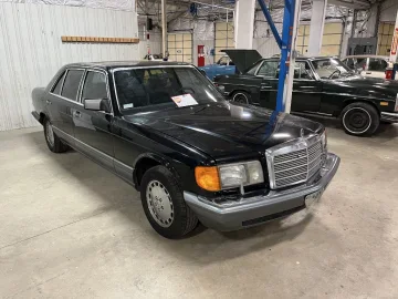 1988 Mercedes-Benz 560SEL