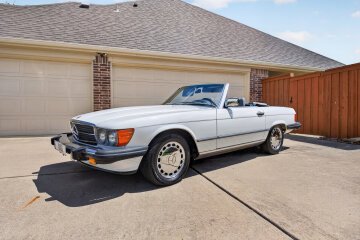 1988 Mercedes-Benz 560SL