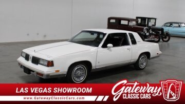 1988 Oldsmobile Cutlass Supreme Classic Brougham Coupe