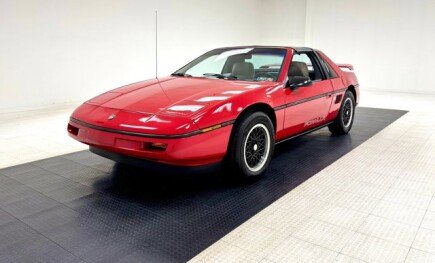Photo 1 for 1988 Pontiac Fiero
