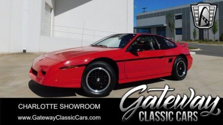 Photo 1 for 1988 Pontiac Fiero